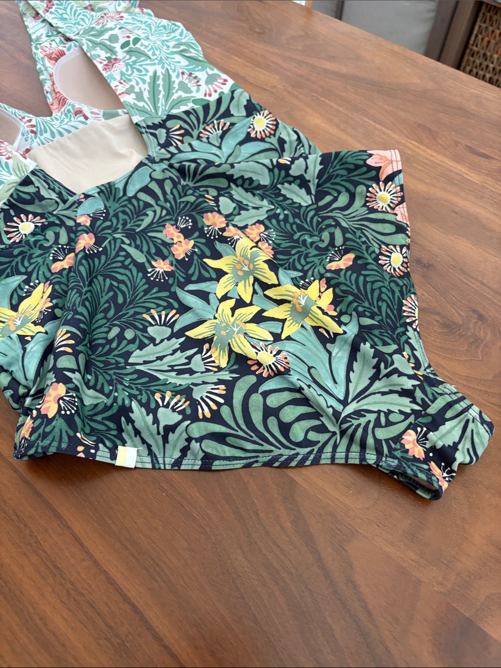 Summersalt The Ruffle Backflip one-piece swimsuit Morris & Co. heritage print 10 - Picture 6 of 8